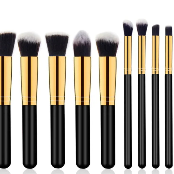 Elegant Wooden Handle Makeup Brush Set
